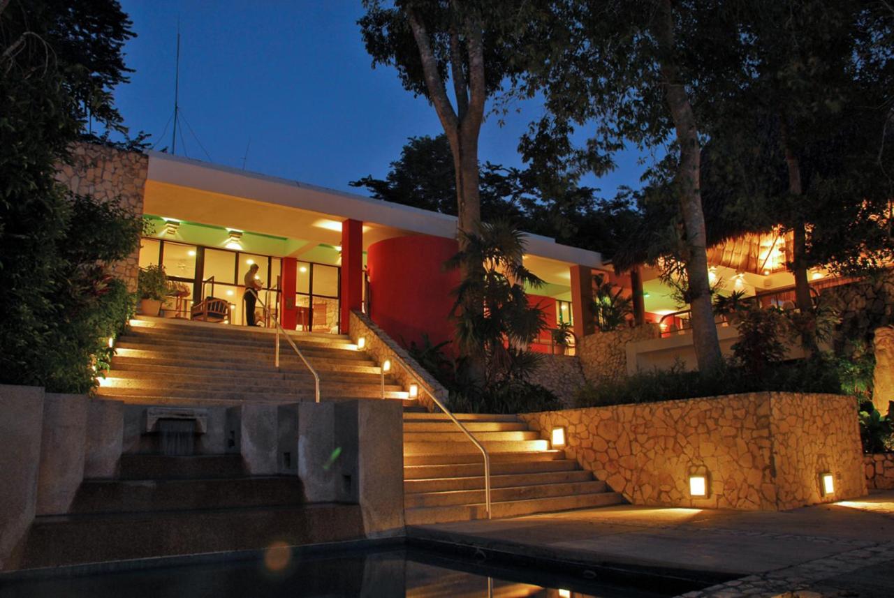 Camino Real Tikal